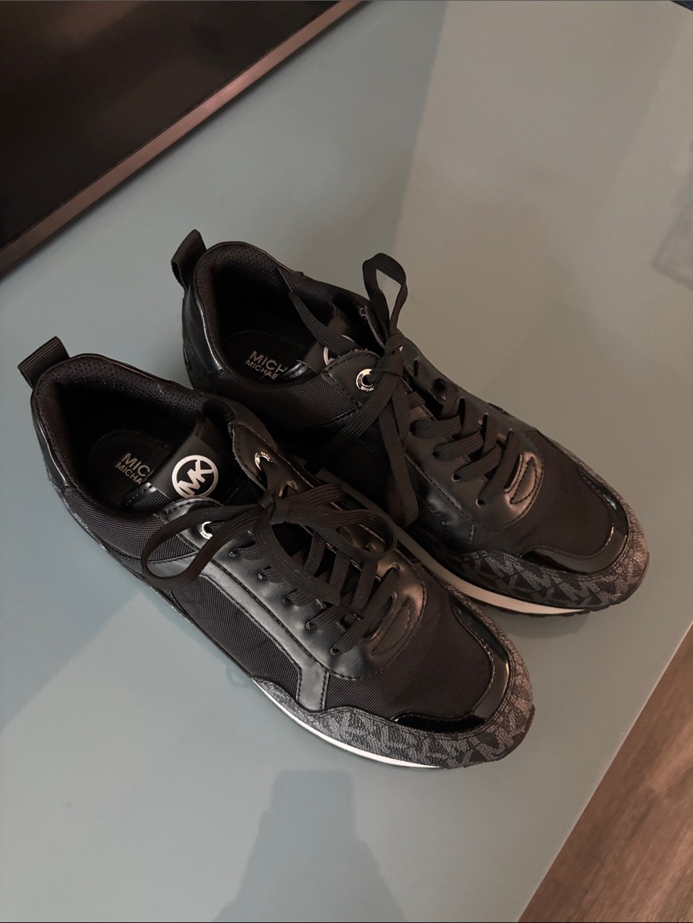 Michael Kors Men's Black Logo-Accent Lace-Up Sneakers